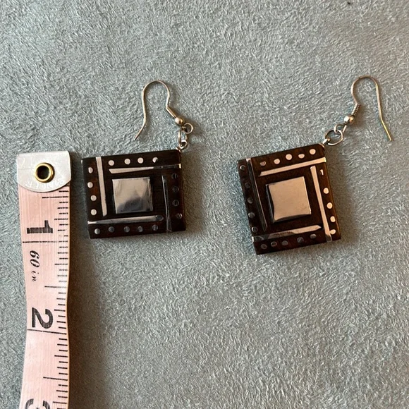 BoHo style wooden dangle earrings, light weight - Picture 4 of 5